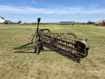 John Deere 350 8 ft 2 Rastrillo de pastos