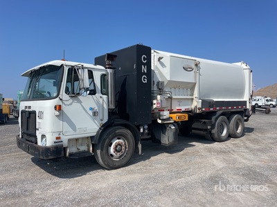 2011 Autocar 6x4 Waste Collection Truck