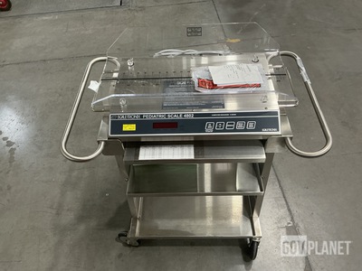Scale-Tronix 4802D Pediatric Scale