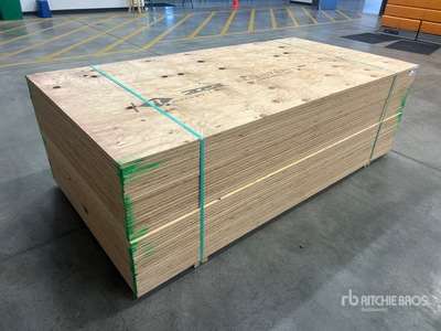 Quantity of (40) 3/4 in x 4 ft x 8 ft CSP/DFP No Stamp Contreplaqué (Unused)