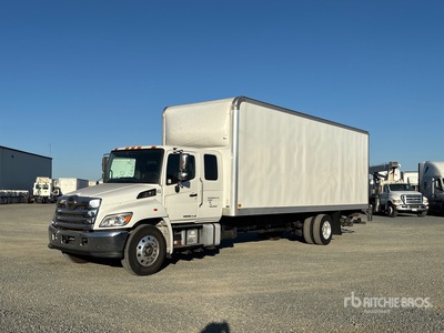 2023 Hino L6 4x2 Sleeper Furgoneta caja cerrada