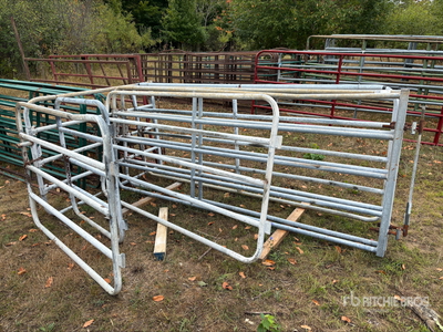 Quantity of (5) 12 ft Tube Round Pen Fencing