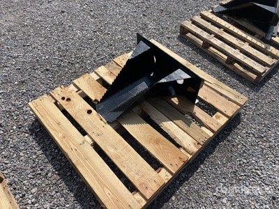 Mini Skid Steer Stump Bucket (Unused)