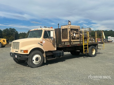 1997 International 4900 4x2 Flatbed Truck w/ Jetstream Water Jet Unit