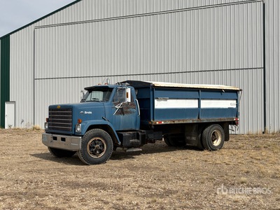 1979 Chevrolet Bruin 4x2 Camion à grains