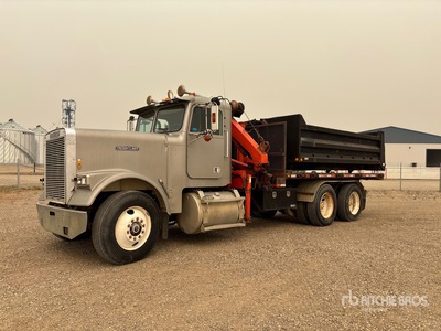 Pitman PK7000A 6965 lb Knuckle Boom on 1986 Freightliner FLC 6x4 Kranwägen