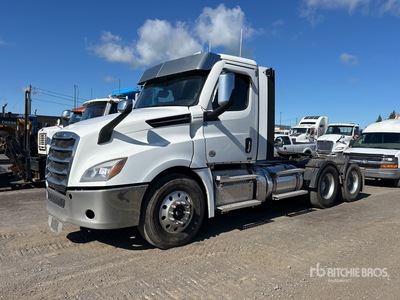 2021 Freightliner Cascadia 126 6x4 Ciągnik siodłowy T/A z kabiną dzienną