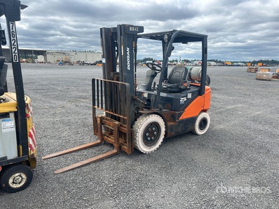 2018 Doosan G25N-7 4600 lb Pneumatic Tire Forklift