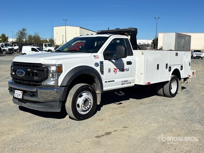 2020 Ford F-550 XL 4x2 サービスカー