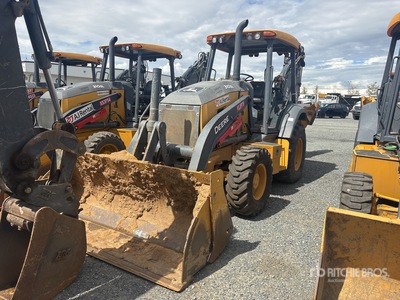 2022 John Deere 310SL 4x4 Graaflaadmachine