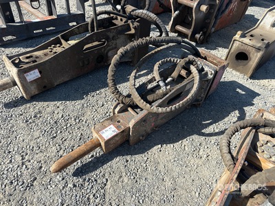 2020 Striker TNB-4M Q/C Hydraulic Breaker