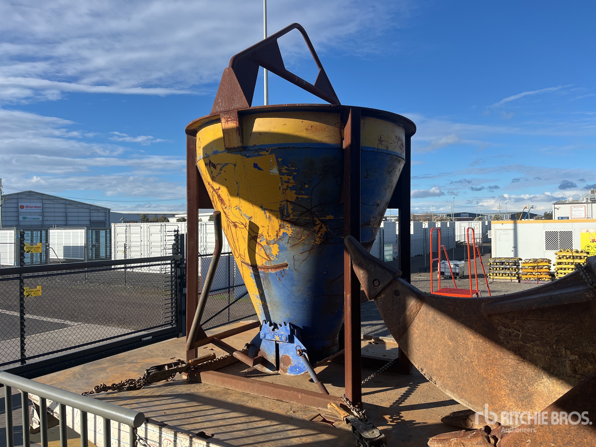 Concrete Bin