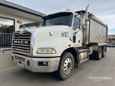 2008 Mack Wywrotka T/A