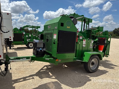 2020 Bandit 18XP Tow-Behind Wood Chipper
