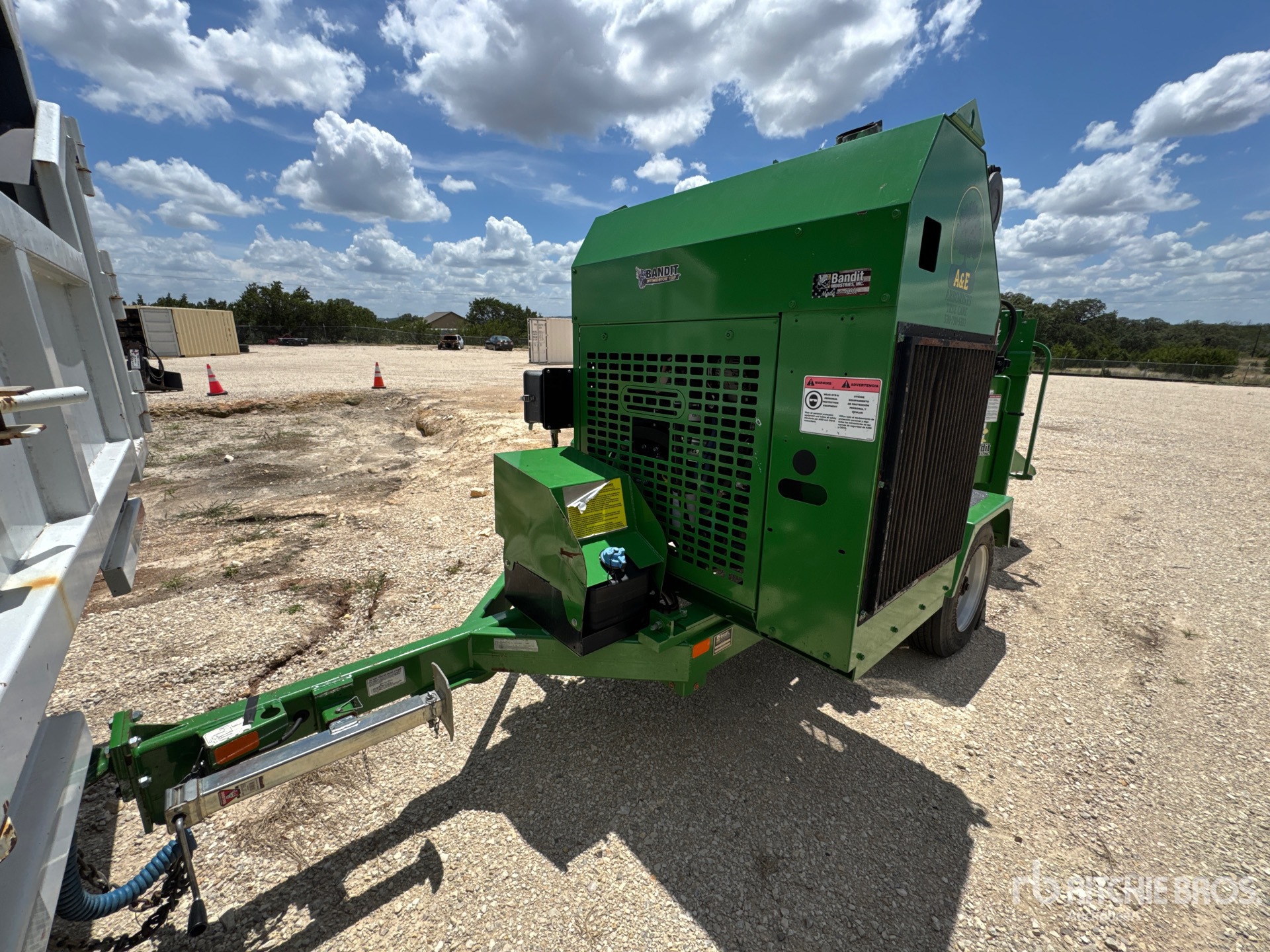 2019 Bandit 15XP Tow-Behind Wood Chipper