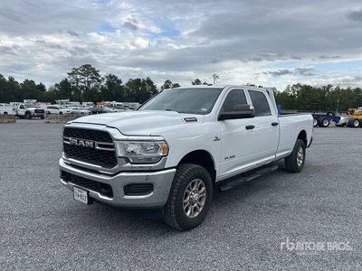 2021 Ram 3500 4x4 Crew Cab Pickup