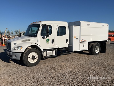 2016 Freightliner M2 106 4x2 Crew Cab Chipper Truck