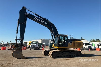 2015 John Deere 380G LC 油圧ショベル