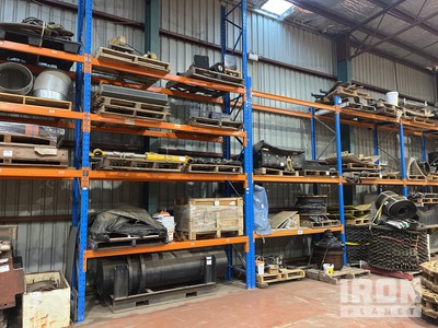 Contents of Pallet Racking Pièces diverses