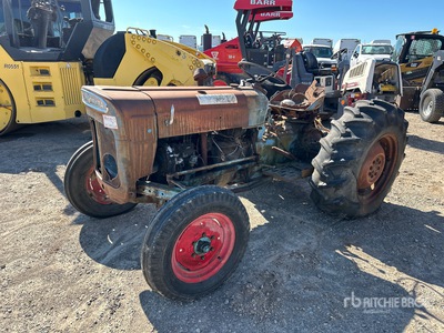 1958 Fordson Super Dexta Tracteur agricole 2 roues motrices