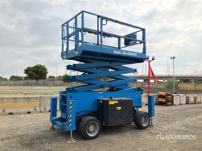 2015 Genie GS-4069RT 4x4 Diesel 14 M Elevador de tijera
