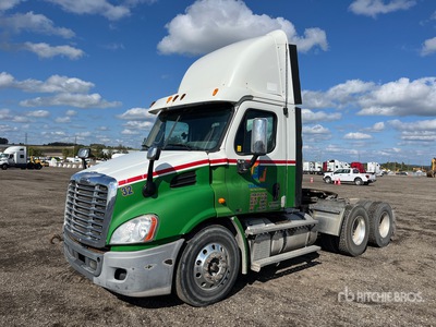 2011 Freightliner Cascadia 113 6x4 Day Cab Truck Tractor