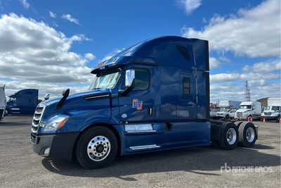 2019 Freightliner Cascadia 126 3- Achs Sattelzugmaschine mit Schlafkabine