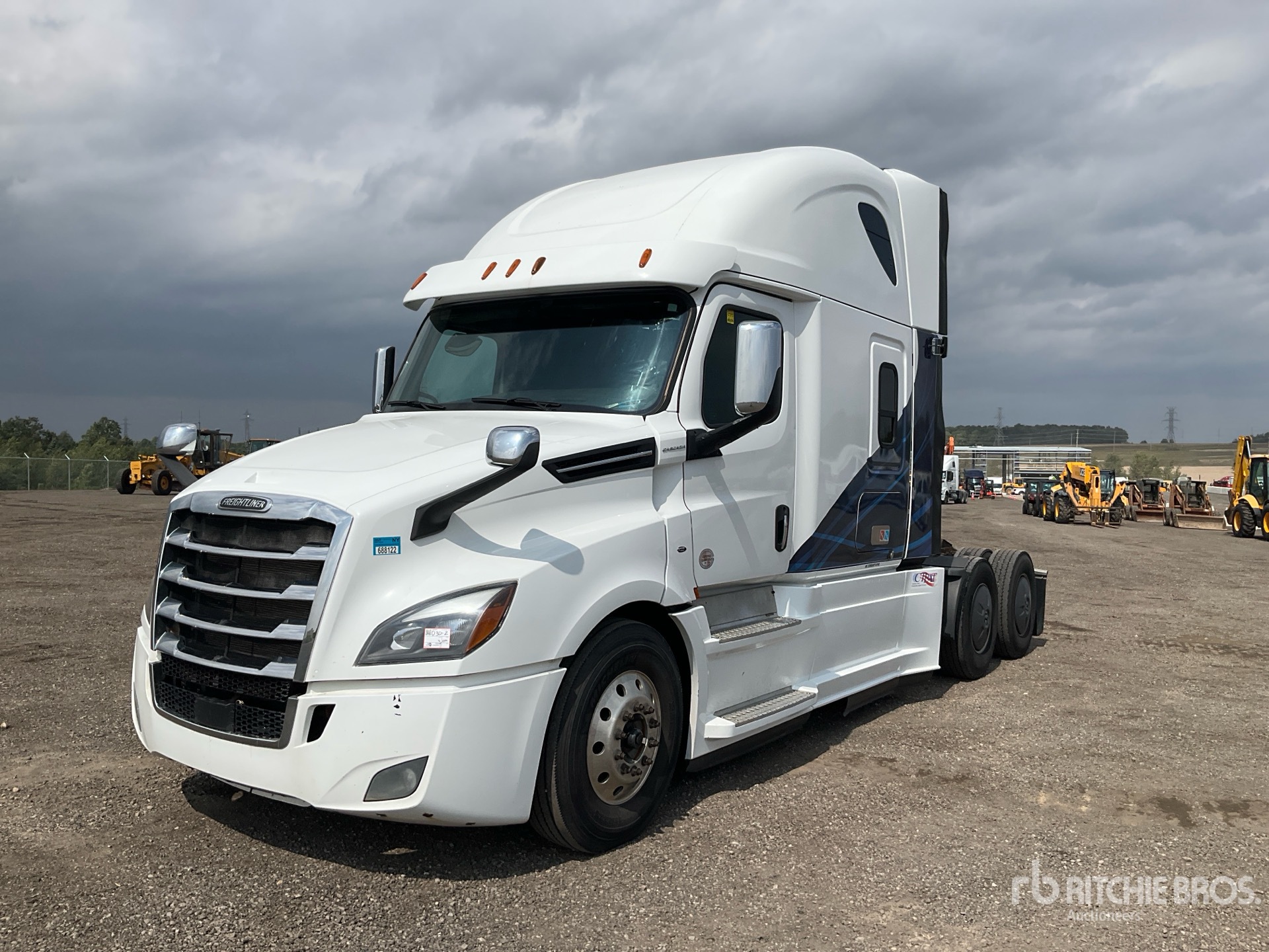 2020 Freightliner Cascadia 126 6x4 T/A Sleeper Truck Tractor
