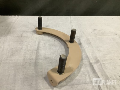 (20) Oshkosh 3858585 Vehicular Components Brackets