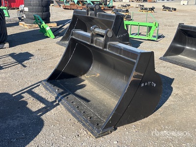 62 in Q/C Cleanup Excavator Bucket (Unused)
