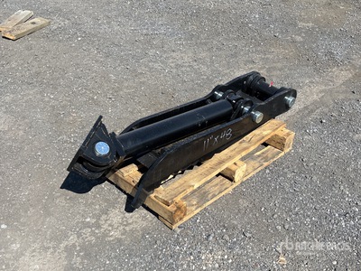 45 in Hydraulic Excavator Thumb - Fits 12 ton (Unused)