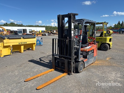 2005 Toyota 7FBEU20 3450 lb Carretilla Elevadora Eléctrica