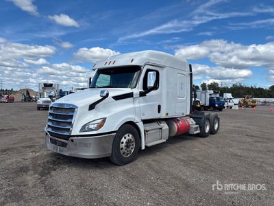 2019 Freightliner Cascadia 126 6x4 T/A Sleeper Truck Tractor
