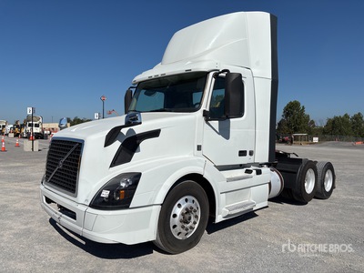 2017 Volvo VNL 6x2 Day Cab Prime Mover