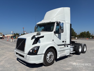 2018 Volvo VNL 6x2 Day Cab Truck Tractor