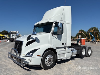 2020 Volvo VNR 6x2 Day Cab Truck Tractor