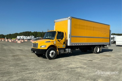2018 Freightliner M2 106 4x2 Moving Van Truck