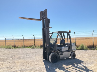 2008 Nissan YG1D2A32Q Carretilla Elevadora