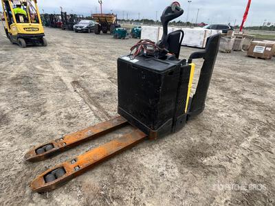 2019 Hyster P2.0S FBW Electric Pallet Jack