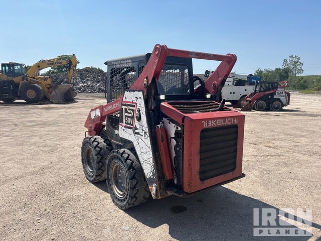 MINI CARGADOR SOBRE RUEDAS 2014 TAKEUCHI TS50V
