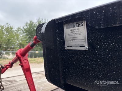 2025 Neks Fifth Wheel Wrecker Attachment