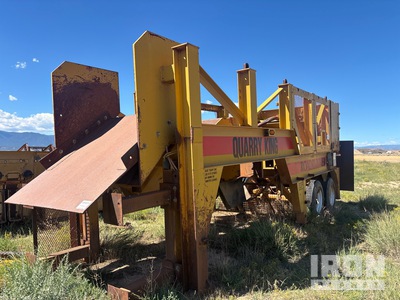 Quarry King Roadrunner  Material separation plant Grizzly Screen