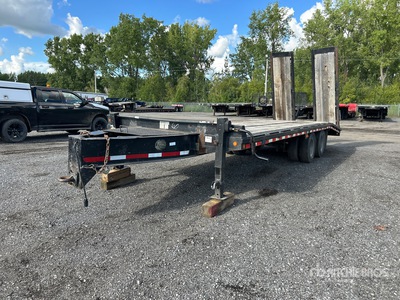 2015 Kaufman 25 ft T/A Remolque Portamaquinaria