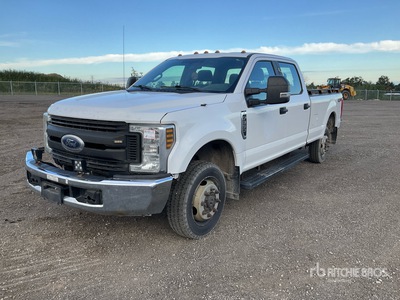 2019 Ford F-350 XL 4x4 Crew Cab Pickup