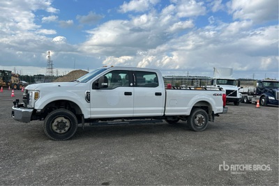 2019 Ford F-350 4x4 Crew Cab ピックアップ