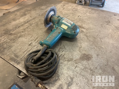 Makita GV5000 Disc Sander