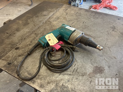 Makita 6801DBV Drywall Screwdriver