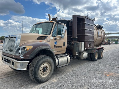 2008 International 7600 6x4 Vacuum Tanker Truck (Inoperable)