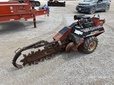Ditch Witch 1820HE Walk Behind Zanjadora