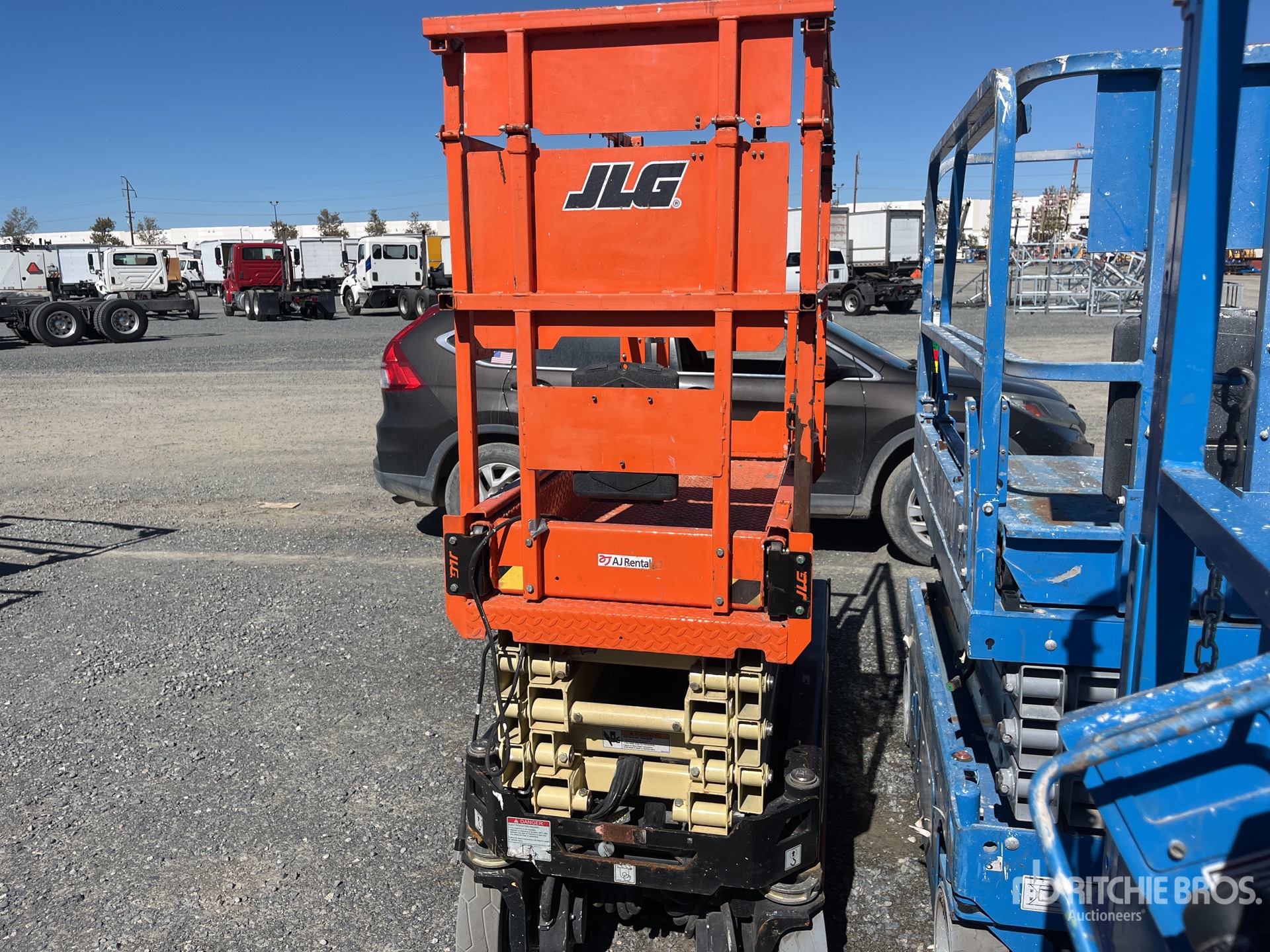 2022 JLG ES1932 Electric Scissor Lift